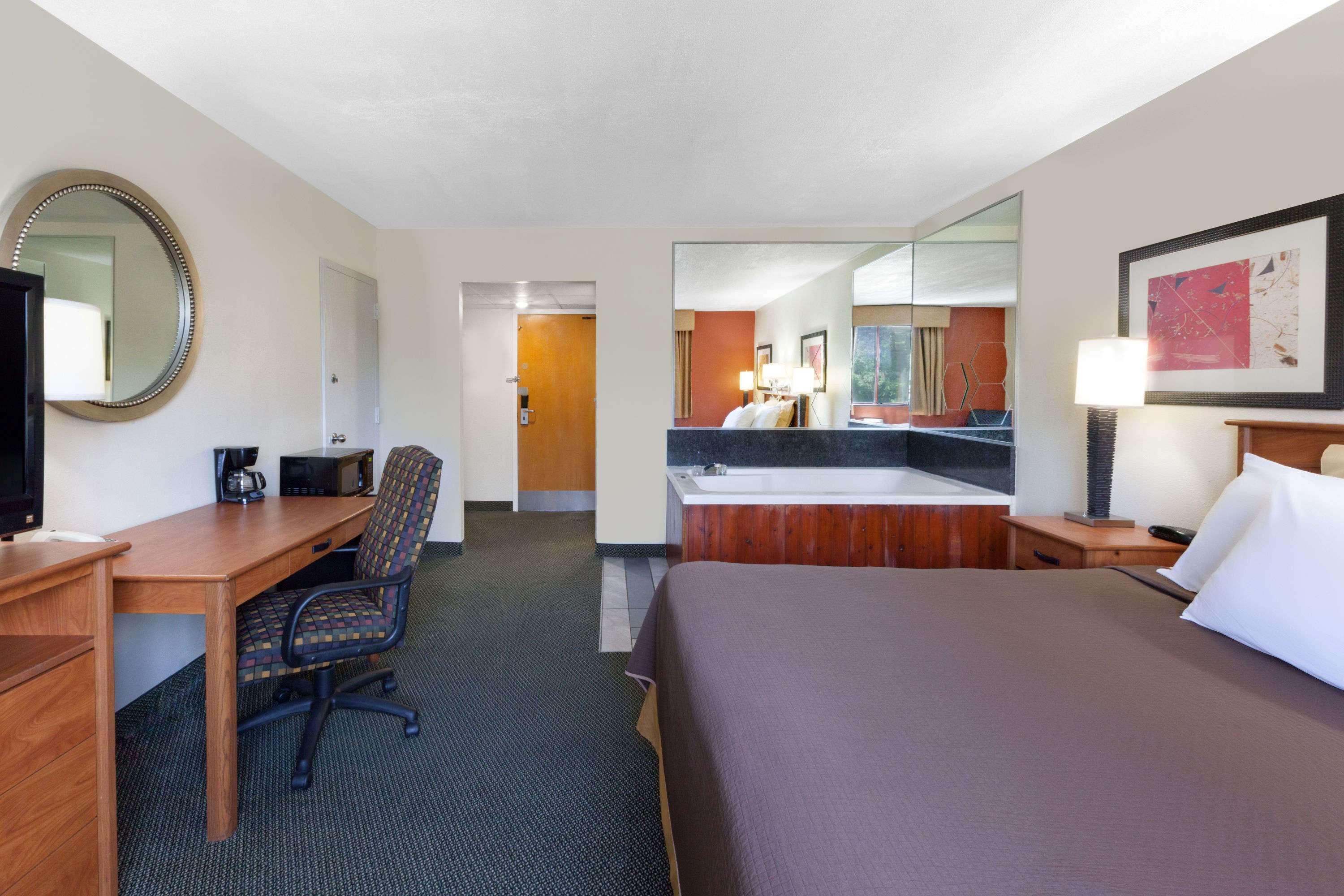 Travelodge By Wyndham Τζάκσον Εξωτερικό φωτογραφία